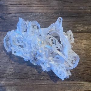Lace garter - never used - still has tag in place
